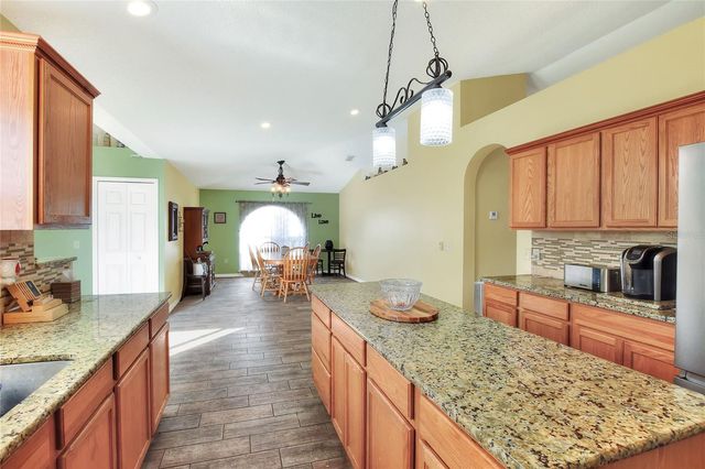8004 SETTLERS CREEK LANE, Lakeland, FL 33810