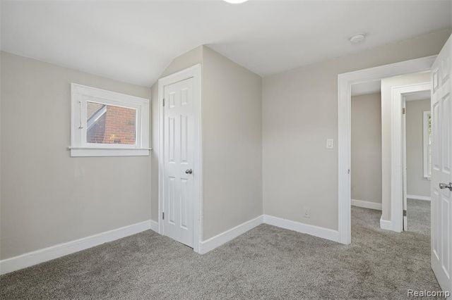 14732 Woodmont Avenue, Detroit, MI 48227