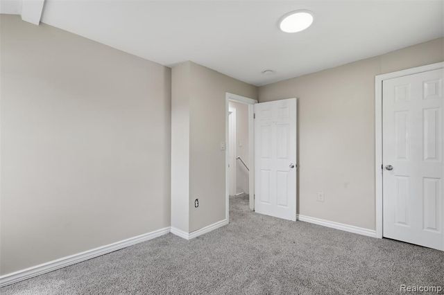 14732 Woodmont Avenue, Detroit, MI 48227