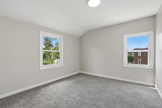 14732 Woodmont Avenue, Detroit, MI 48227