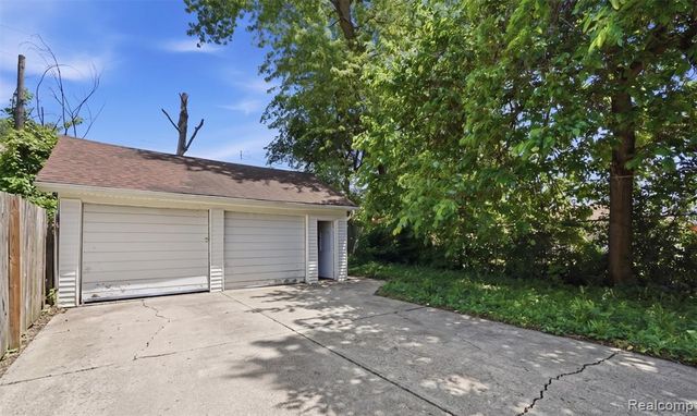 14732 Woodmont Avenue, Detroit, MI 48227