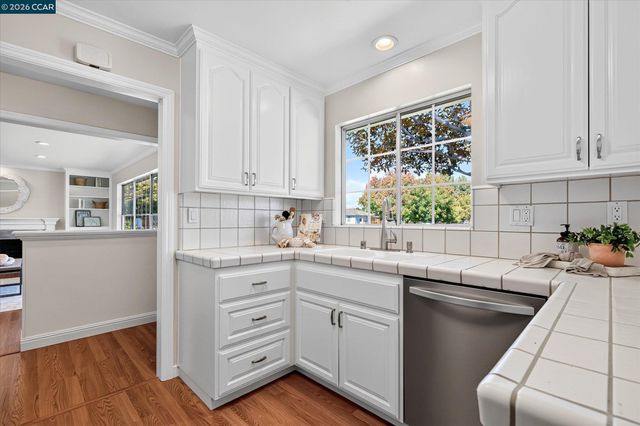 38675 Alma St, Fremont, CA 94536