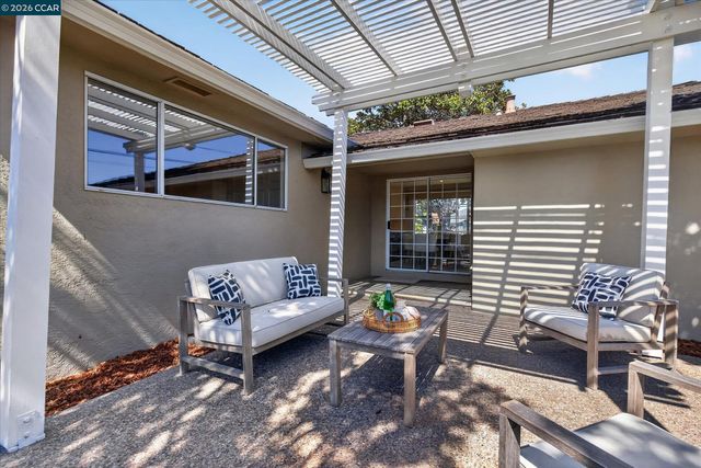 38675 Alma St, Fremont, CA 94536