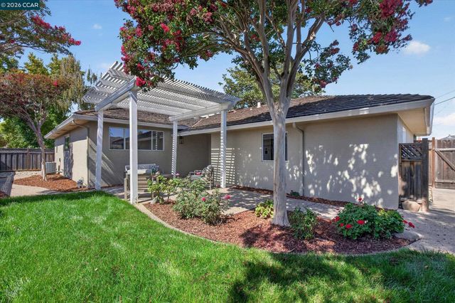 38675 Alma St, Fremont, CA 94536