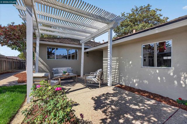 38675 Alma St, Fremont, CA 94536