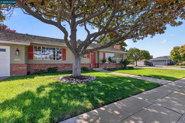 38675 Alma St, Fremont, CA 94536