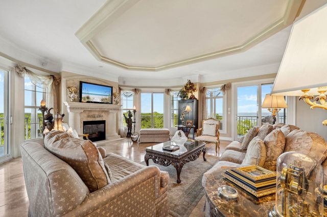 408 Kelly Plantation Drive UNIT 611, Destin, FL 32541