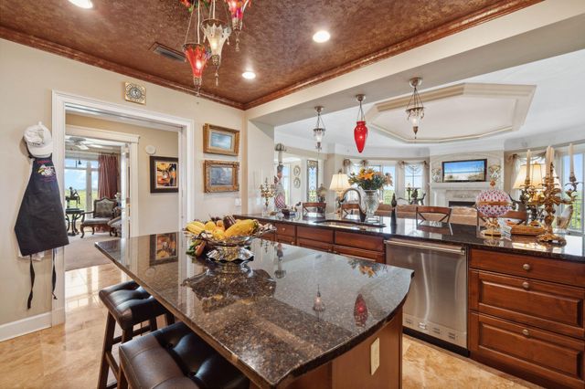 408 Kelly Plantation Drive UNIT 611, Destin, FL 32541