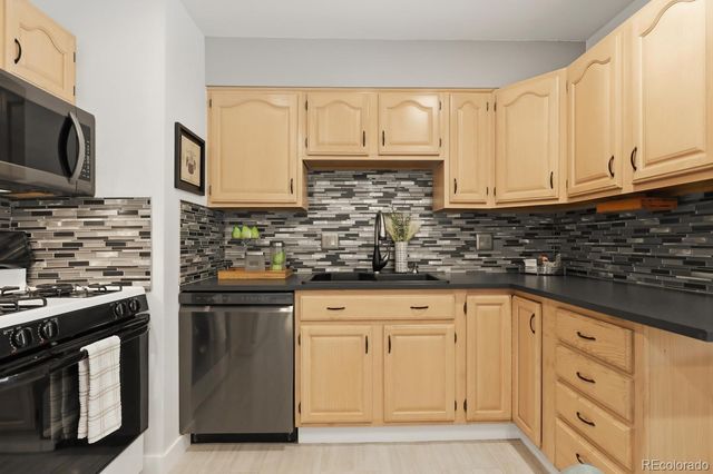 3387 W 93rd Avenue, Westminster, CO 80031