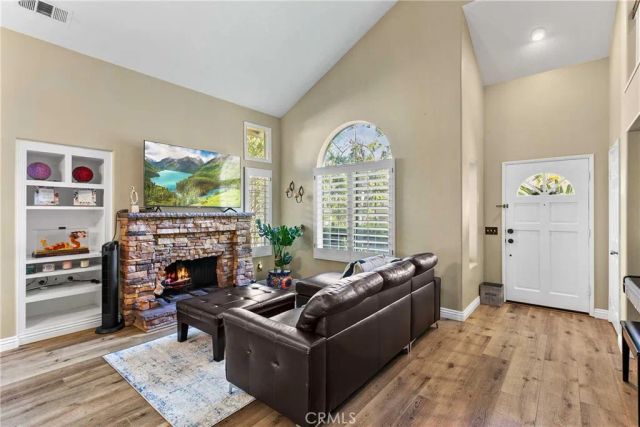 9 El Guiro, Rancho Santa Margarita, CA 92688