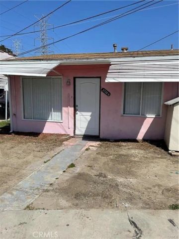 2738 Southern B, South Gate, CA 90280