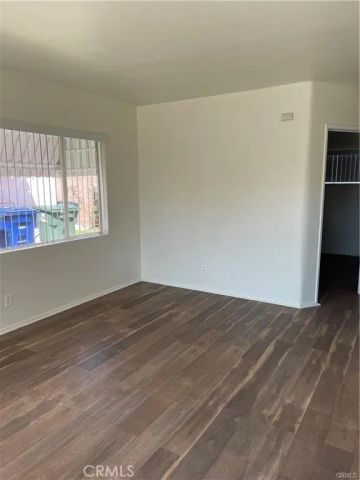 2738 Southern B, South Gate, CA 90280