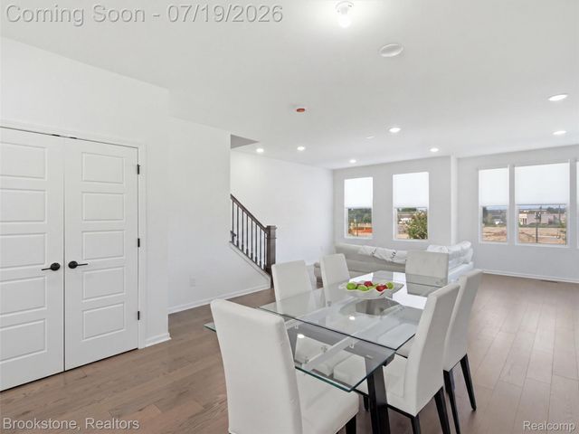 43160 Atwood Avenue, Novi, MI 48375