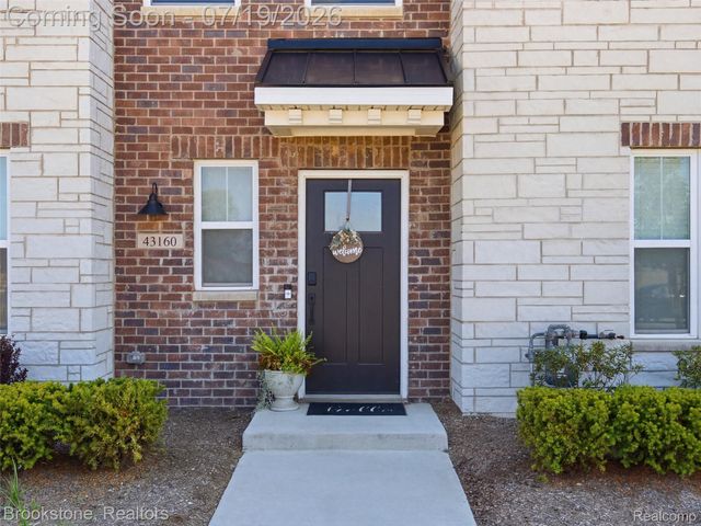 43160 Atwood Avenue, Novi, MI 48375