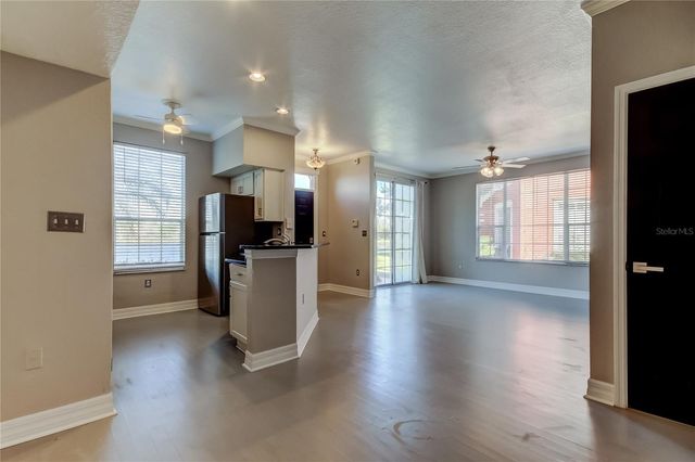 9750 LAKE CHASE ISLAND WAY 9750, Tampa, FL 33626