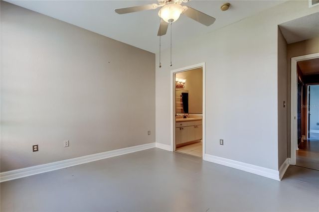 9750 LAKE CHASE ISLAND WAY 9750, Tampa, FL 33626