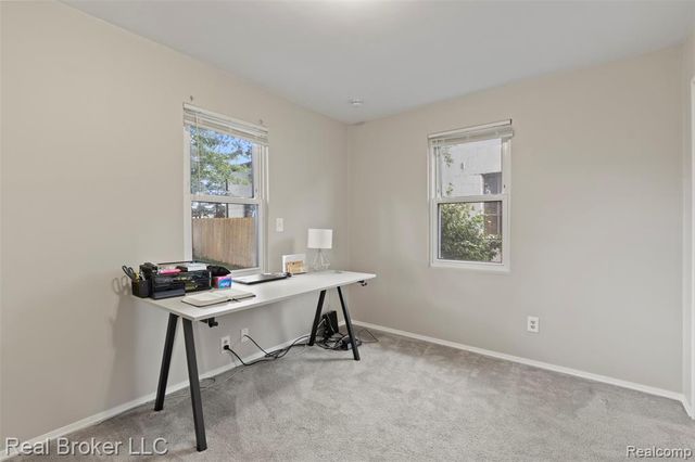 8483 Beatrice, Westland, MI 48185