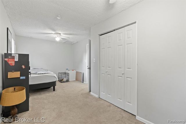 8483 Beatrice, Westland, MI 48185