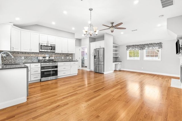 16 Glenwood Ave, Winchester, MA 01890