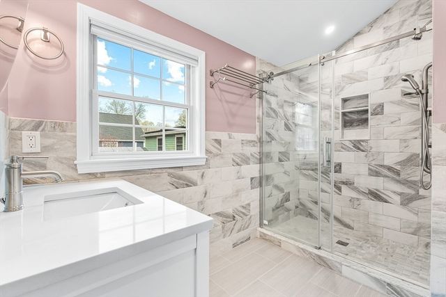 16 Glenwood Ave, Winchester, MA 01890