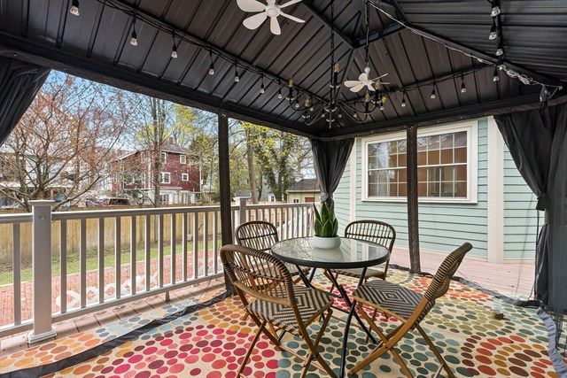 16 Glenwood Ave, Winchester, MA 01890