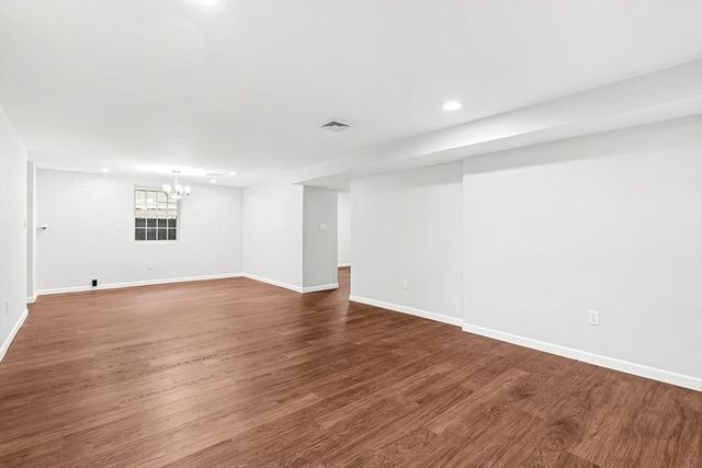 16 Glenwood Ave, Winchester, MA 01890