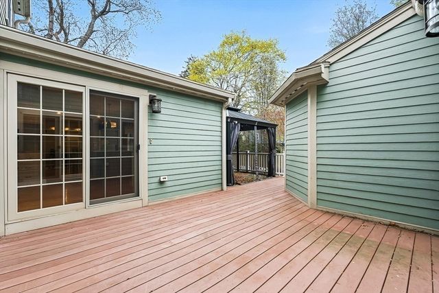 16 Glenwood Ave, Winchester, MA 01890