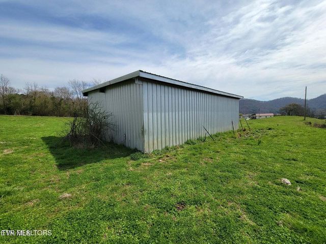 183 Rough House Hollow Road, Mooresburg, TN 37811