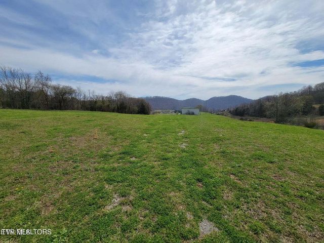 183 Rough House Hollow Road, Mooresburg, TN 37811