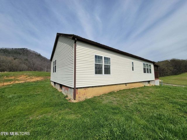183 Rough House Hollow Road, Mooresburg, TN 37811