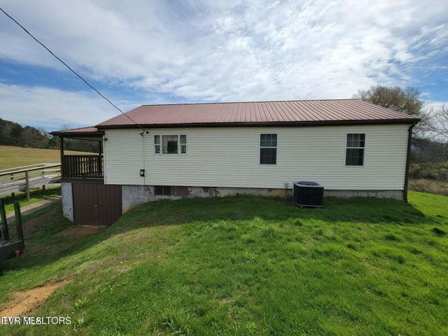 183 Rough House Hollow Road, Mooresburg, TN 37811