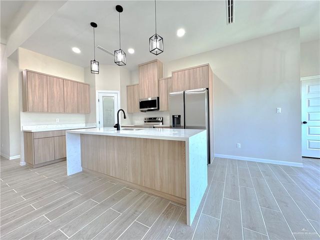 1001 Durango Drive, Mission, TX 78574
