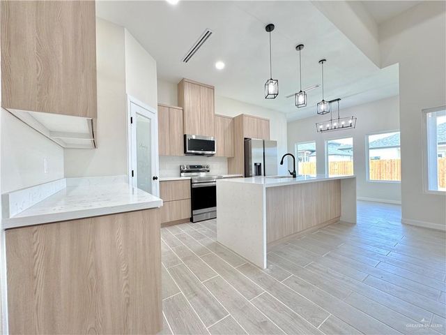 1001 Durango Drive, Mission, TX 78574