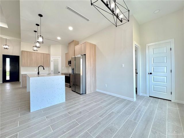 1001 Durango Drive, Mission, TX 78574