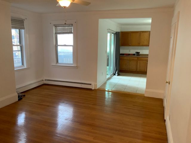 27 Jenkins St, Boston, MA 02127