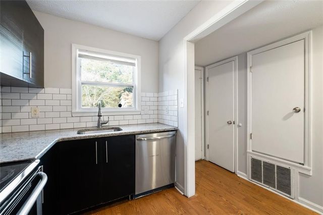 1686 Wynndowne SE Trail, Smyrna, GA 30080