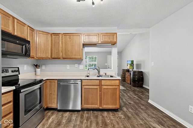 133 Clear Branch Drive, Brownsburg, IN 46112