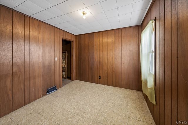 102 Burrows Street, Dewitt, NY 13057