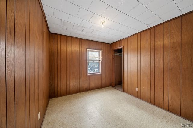 102 Burrows Street, Dewitt, NY 13057