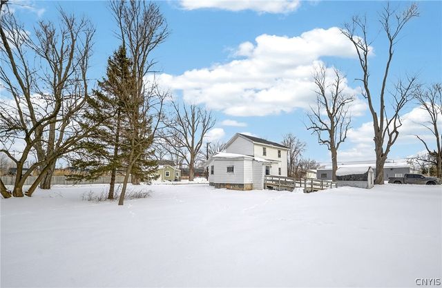 102 Burrows Street, Dewitt, NY 13057