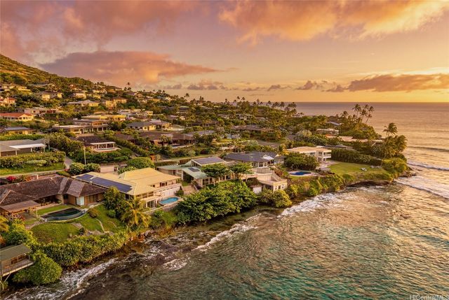 120 Hanapepe Loop, Honolulu, HI 96825