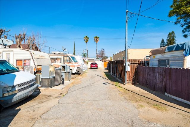 584 E H Street 1-11, Colton, CA 92324