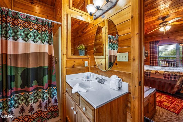 3118 Mountain Grace Lane, Sevierville, TN 37876