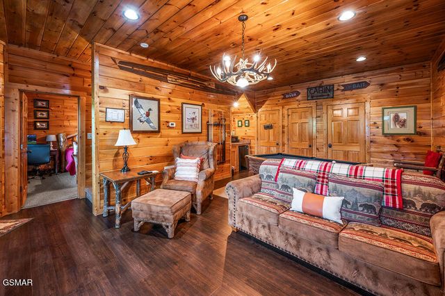 3118 Mountain Grace Lane, Sevierville, TN 37876