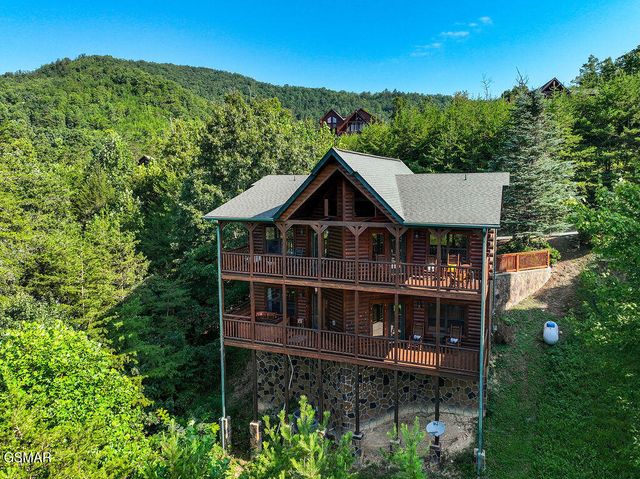 3118 Mountain Grace Lane, Sevierville, TN 37876