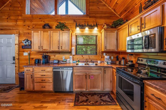 3118 Mountain Grace Lane, Sevierville, TN 37876