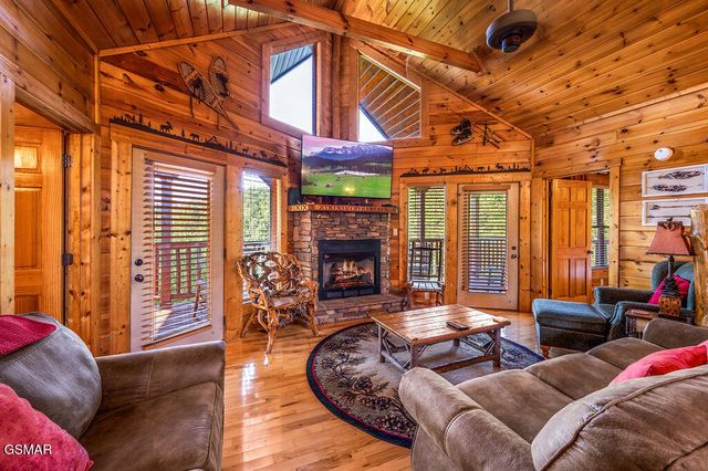 3118 Mountain Grace Lane, Sevierville, TN 37876