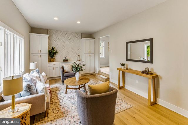 88 FREEDOM RD, Sewell, NJ 08080