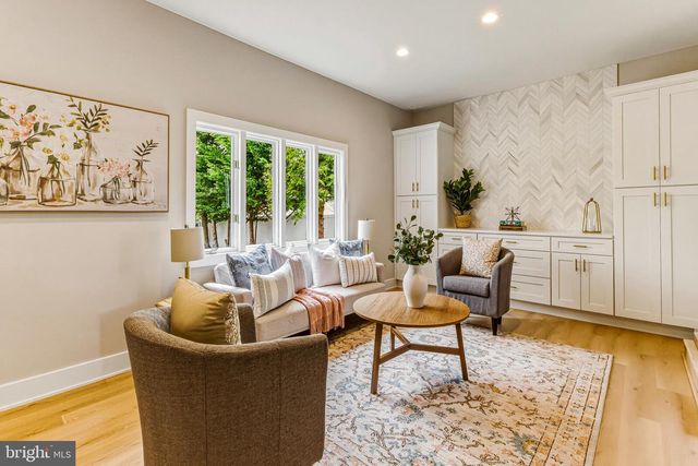 88 FREEDOM RD, Sewell, NJ 08080