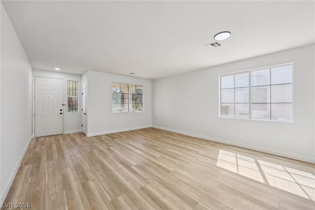 977 Courtney Valley Street, Henderson, NV 89052